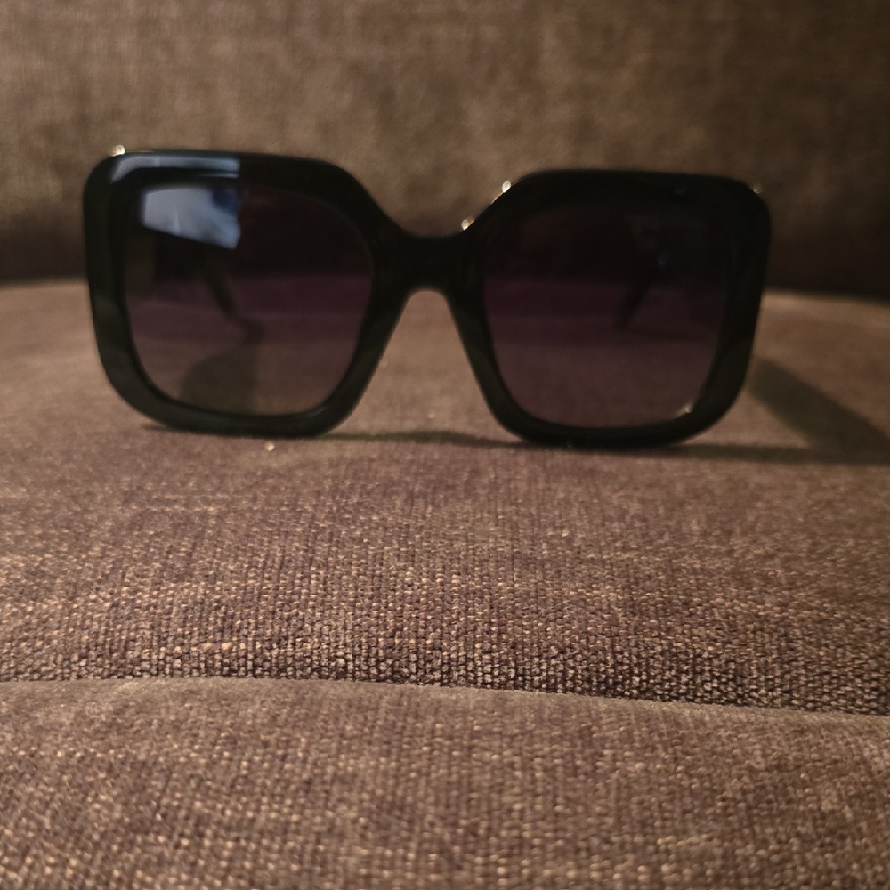 Marc Jacobs Black Square Sunglasses